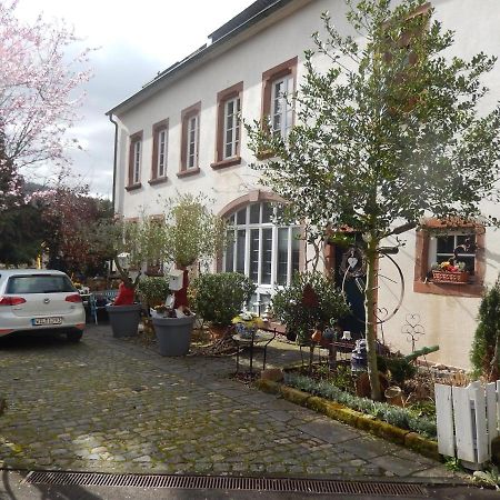 Apartment Altes Winzerhaus Osann-Monzel Exterior foto
